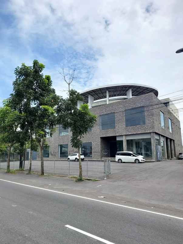 tanah bonus bangunan gedung di jalan magelang