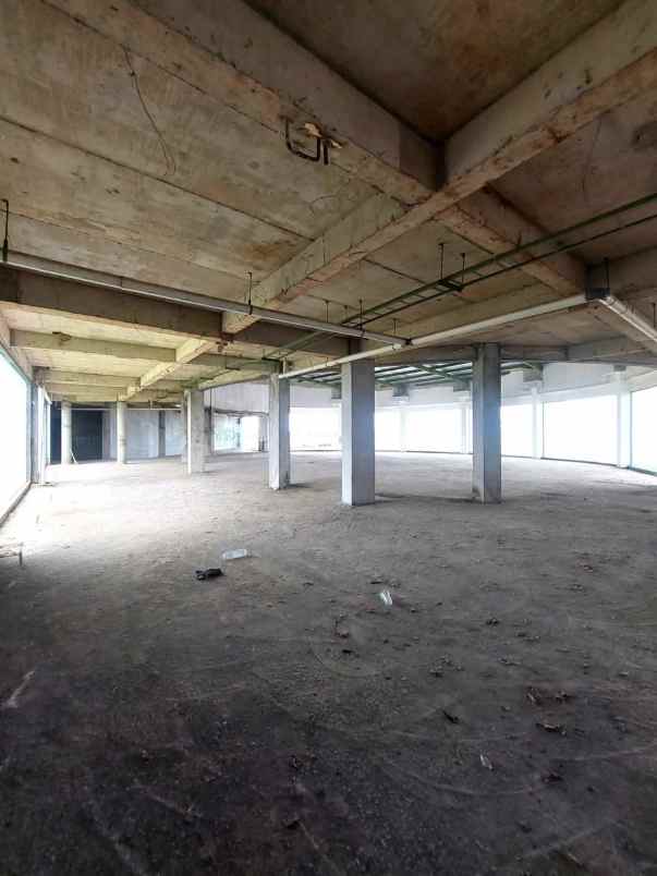 tanah bonus bangunan gedung di jalan magelang