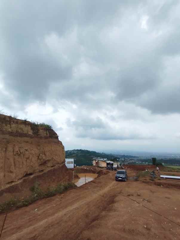 tanah kavling eksklusif di atas awan view spektakuler