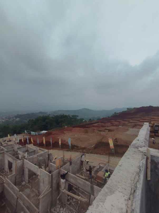 tanah kavling eksklusif di atas awan view spektakuler