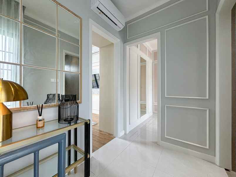 vicente at klasika grand wisata