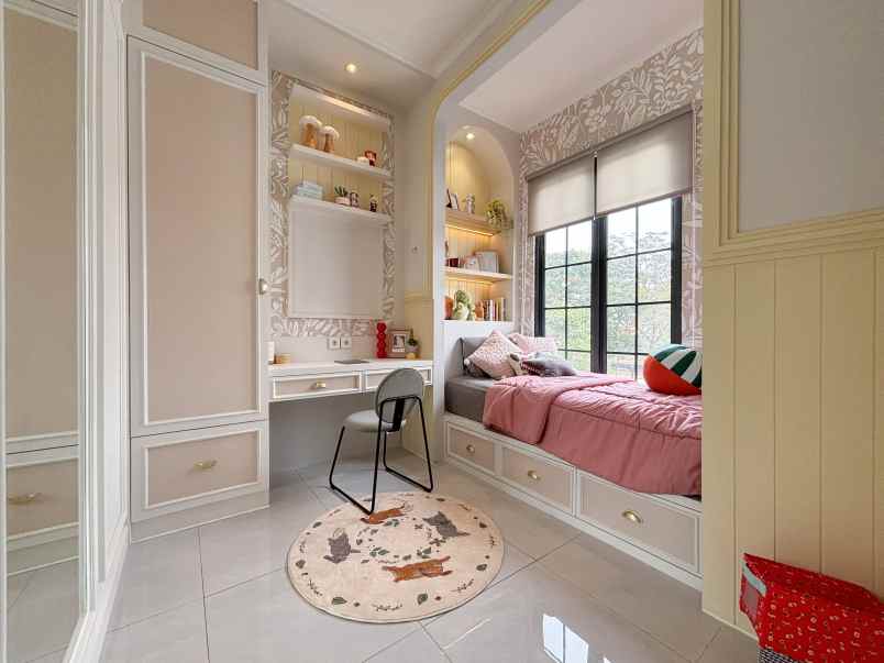 vicente at klasika grand wisata