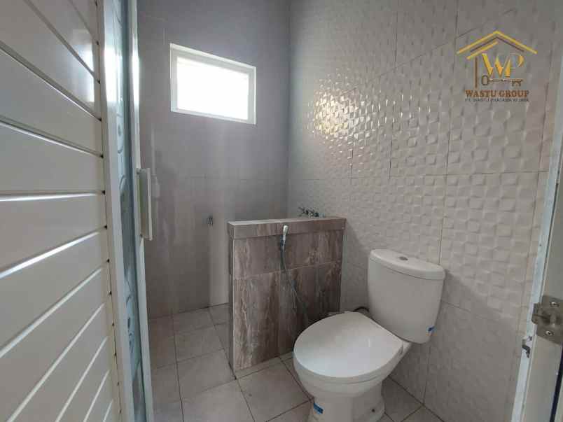 villa bangunan dan tanah luas di magelang kota