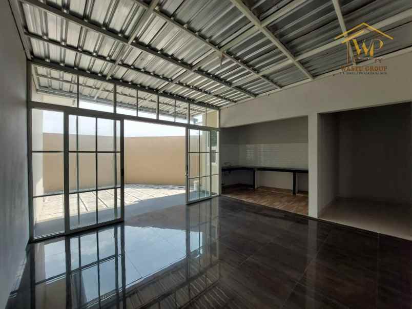 villa bangunan dan tanah luas di magelang kota