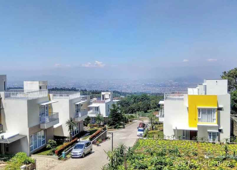 villa jl kolonel masturi cisarua