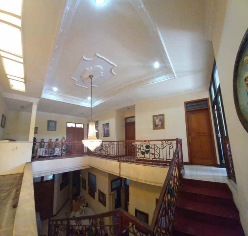 buyer only kost siap pakai siwalankerto dekat uk petra