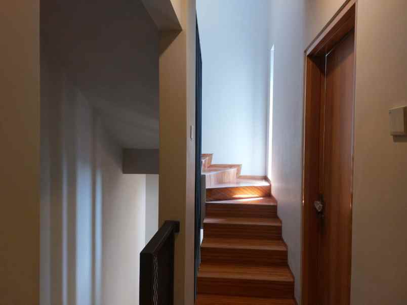 cari rumah siap huni dekat asia afrika ini jawabannya