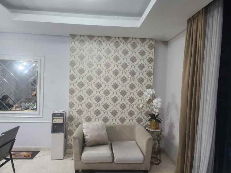 dijual apartemen ciputra world mall surabaya