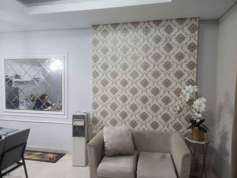 dijual apartemen ciputra world mall surabaya