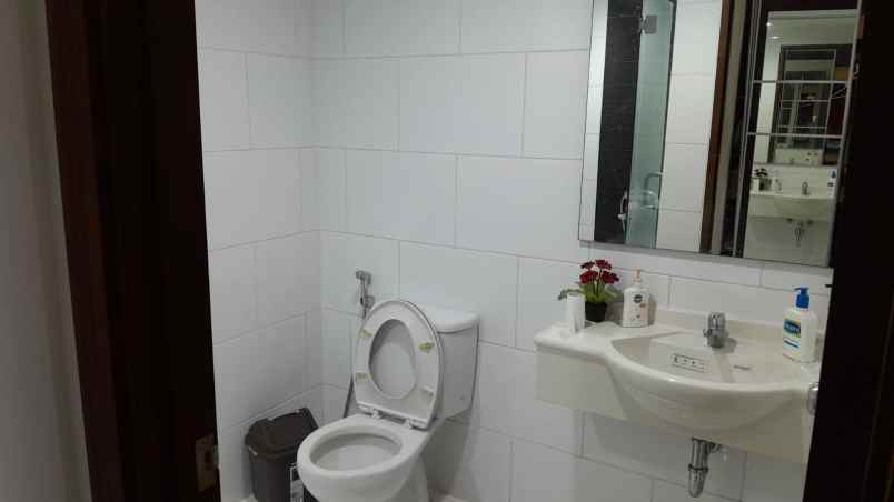 dijual apartemen waterplace residence