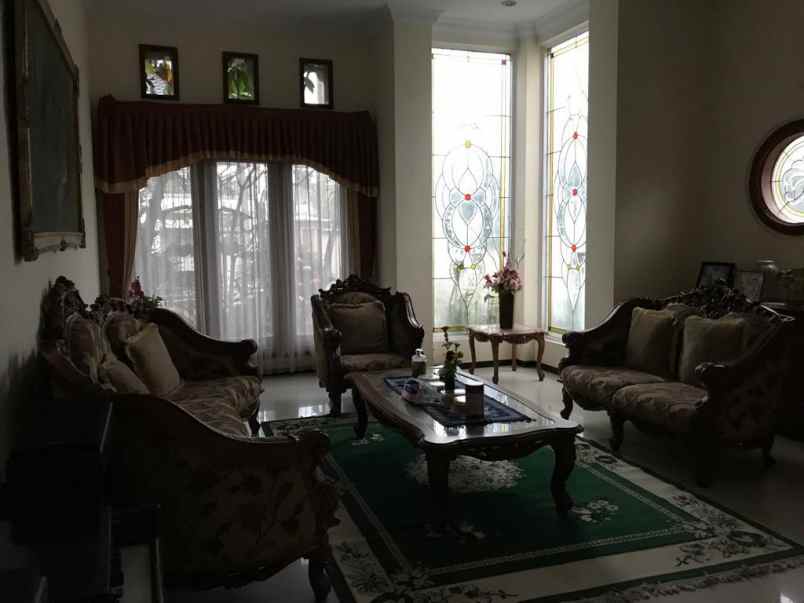 dijual cepat rumah di perumahan araya kota malang