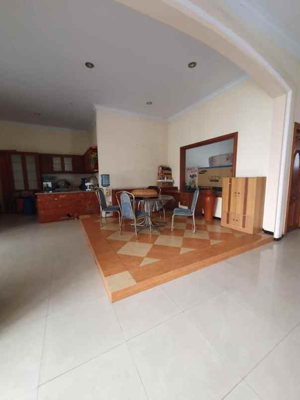 dijual cepat rumah di perumahan araya kota malang