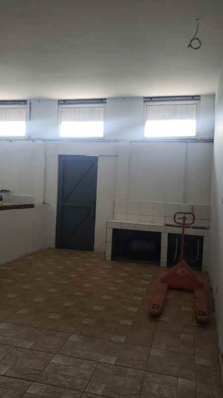 dijual gudang di parung panjang bogor