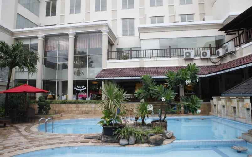 dijual hotel jl basuki rahmat kebonsari