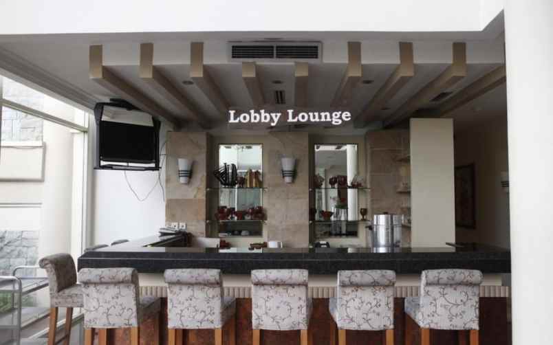 dijual hotel jl basuki rahmat kebonsari