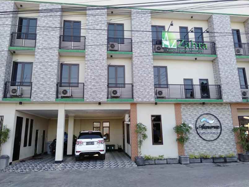 dijual hotel raya sedati