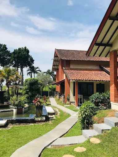 dijual hotel sumber wekas