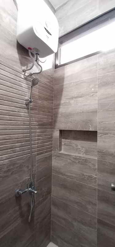 dijual kost griya caringin jl caringin