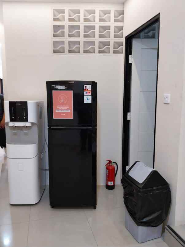 dijual kost grogol selatan