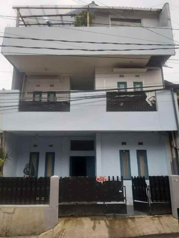 dijual kost jl gumuruh gatsu bandung