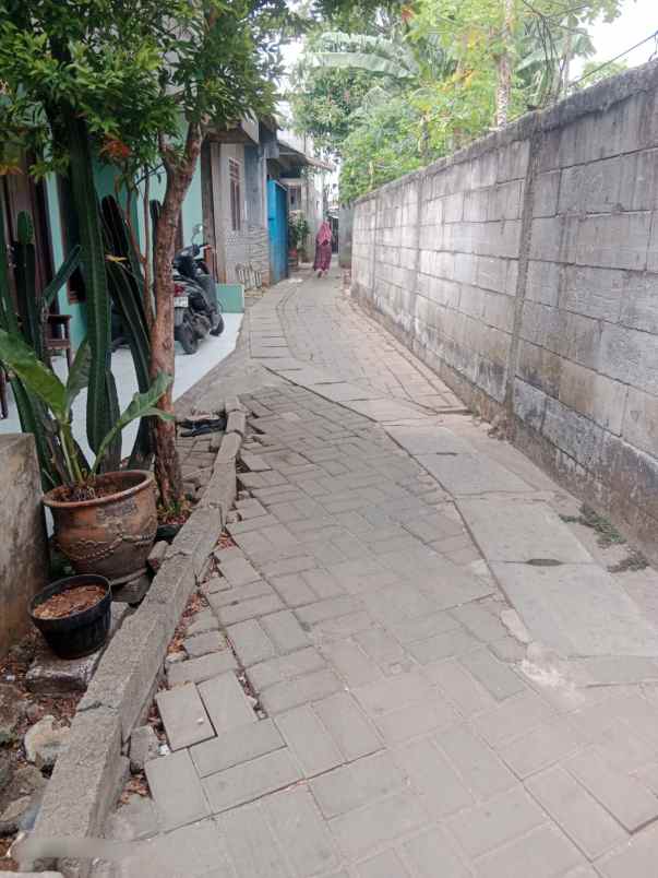 dijual kost jl palem puri jombang ciputat