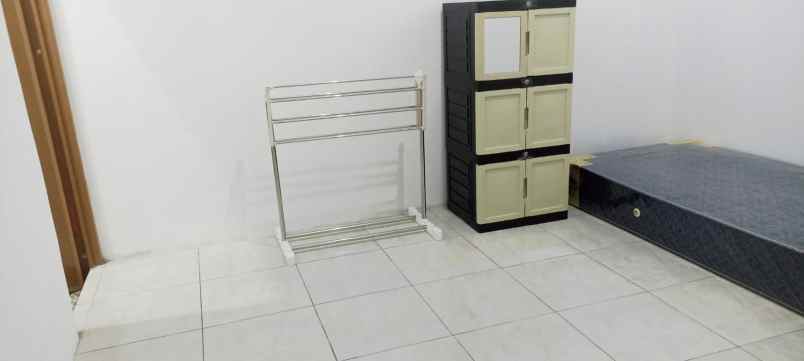 dijual kost kasihan