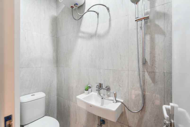 dijual kost kebayoran lama