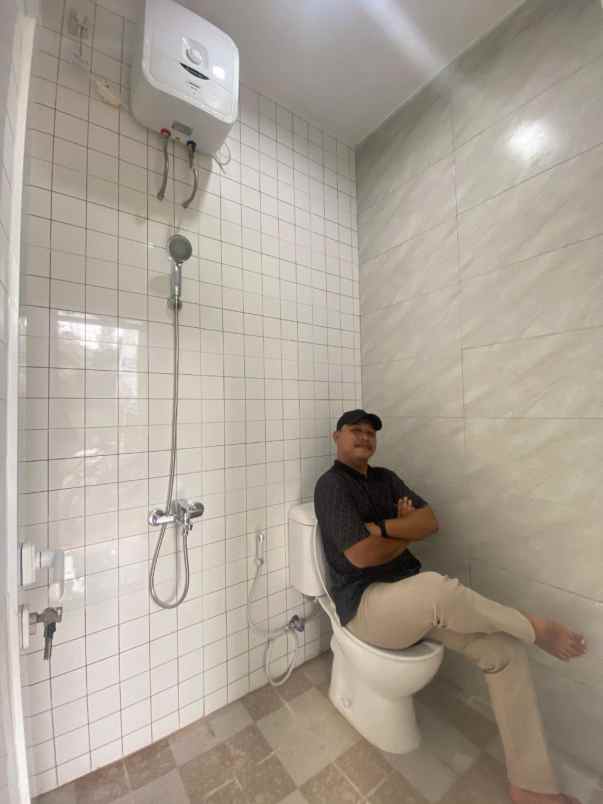 dijual kost margajaya