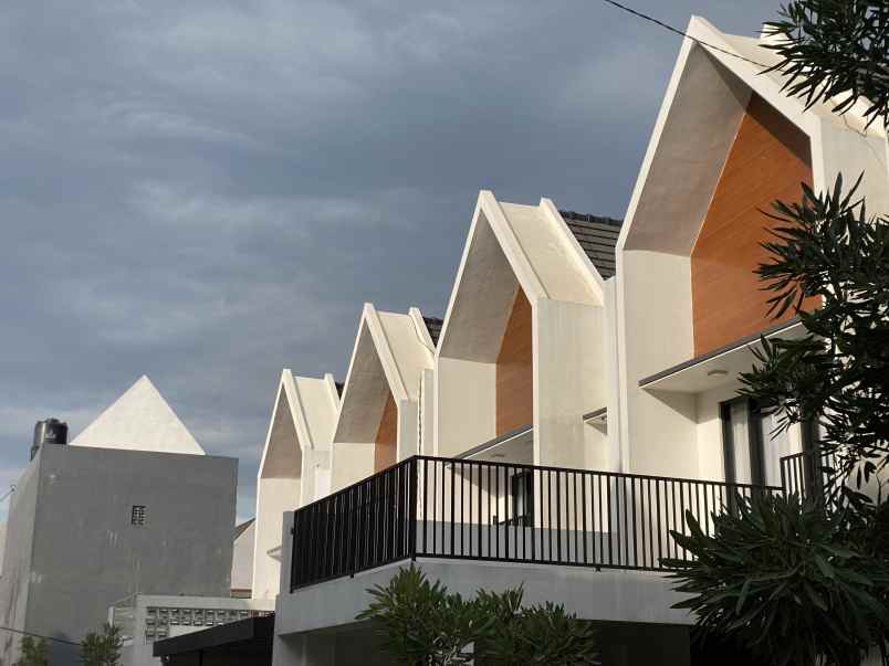 dijual kost merjosari