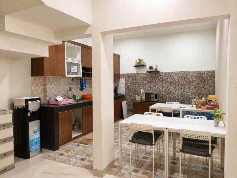 dijual kost pulo kebayoran baru