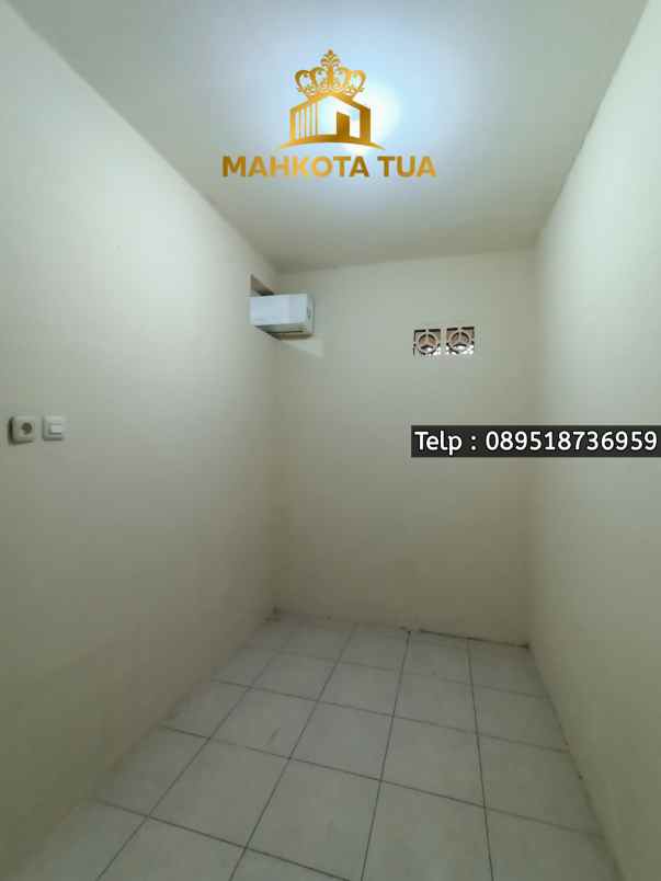 dijual kost tanah kusir