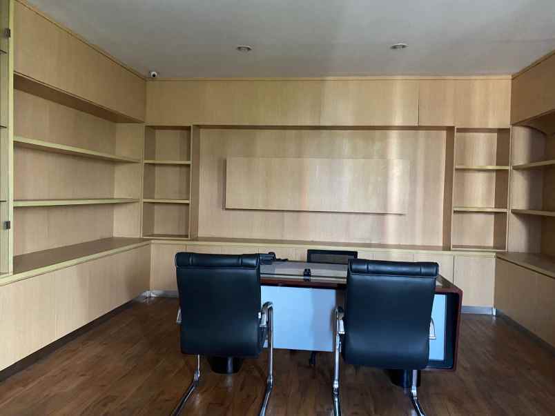 dijual pabrik gudang delta silicon lippo cikarang