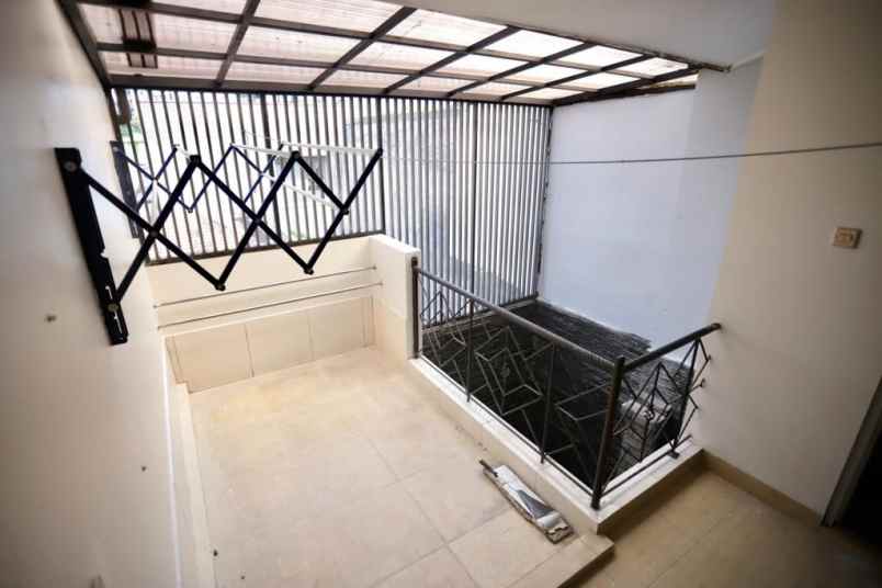 dijual ruko gudang kantor area cilandak dekat citos