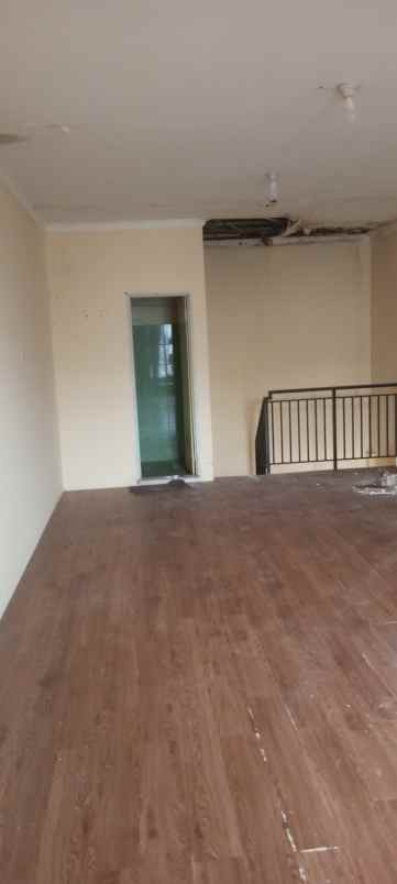 dijual ruko gudang kantor beji depok