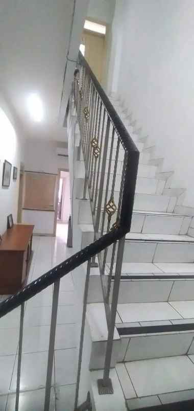 dijual ruko gudang kantor bintaro