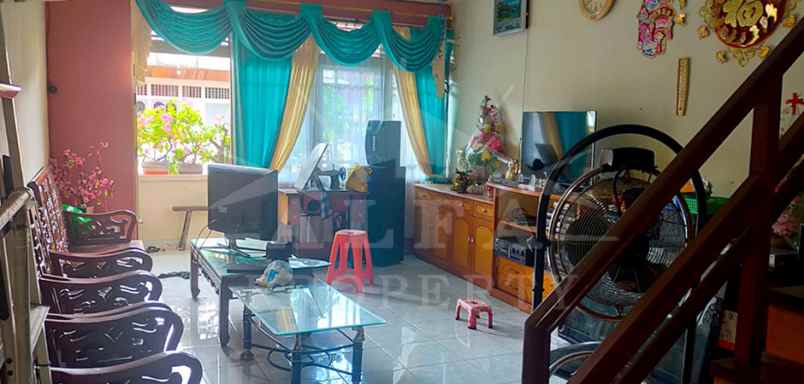 dijual ruko gudang kantor jalan gusti situt mahmud