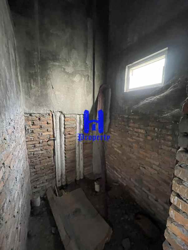 dijual ruko gudang kantor jalan perjuangan daerah