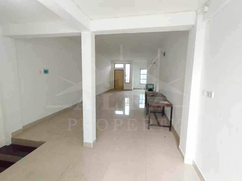 dijual ruko gudang kantor jalan purnama 2