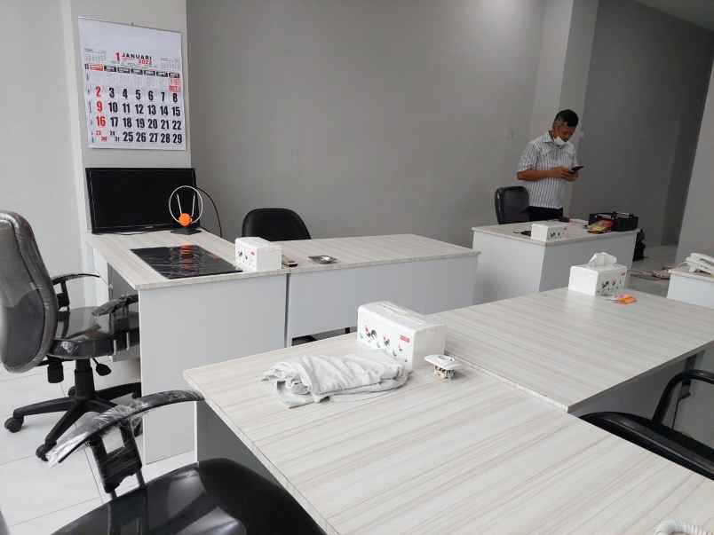 dijual ruko gudang kantor jl biak
