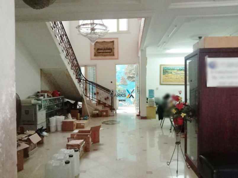 dijual rumah 2 lantai di perum mulyosari mas siap huni