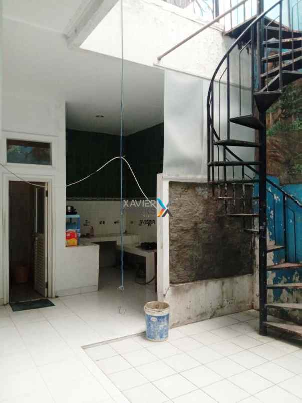 dijual rumah 2 lantai di perum mulyosari mas siap huni