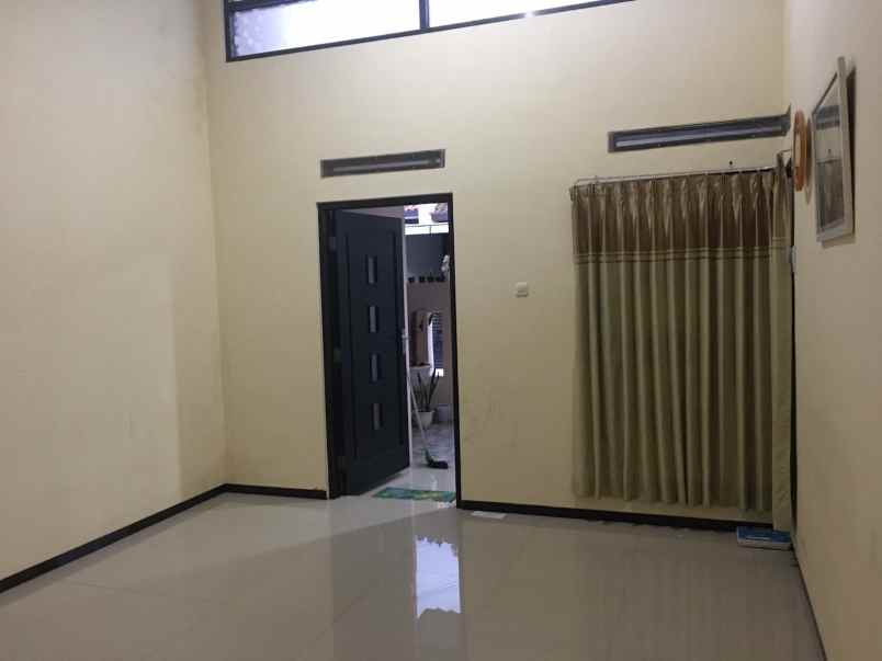 dijual rumah ampeldento