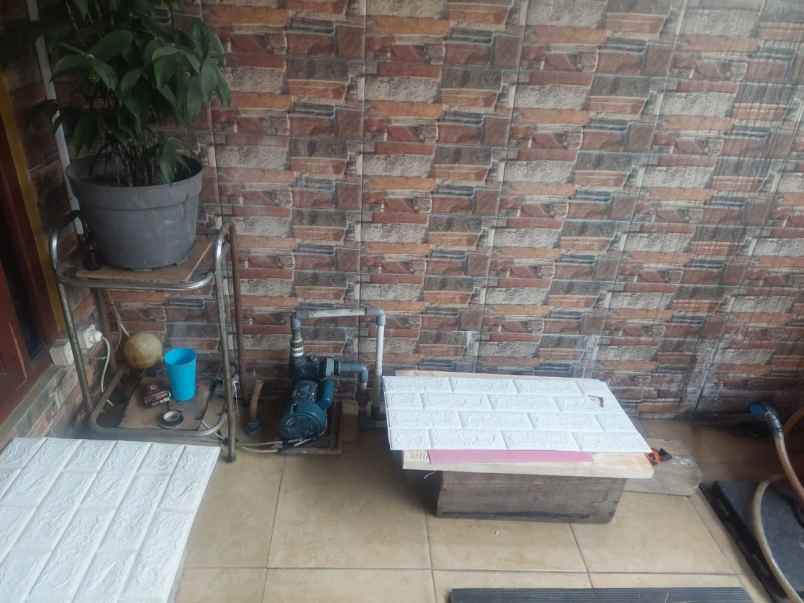 dijual rumah antapani