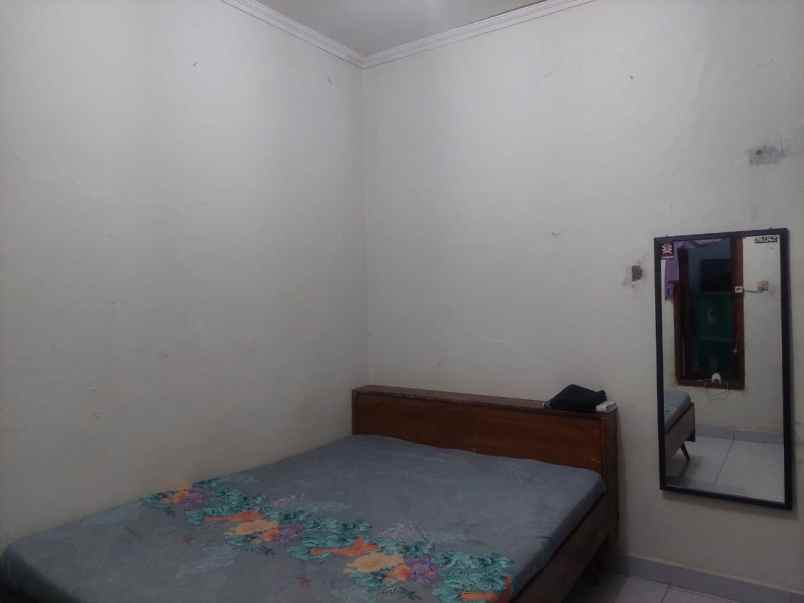 dijual rumah antapani