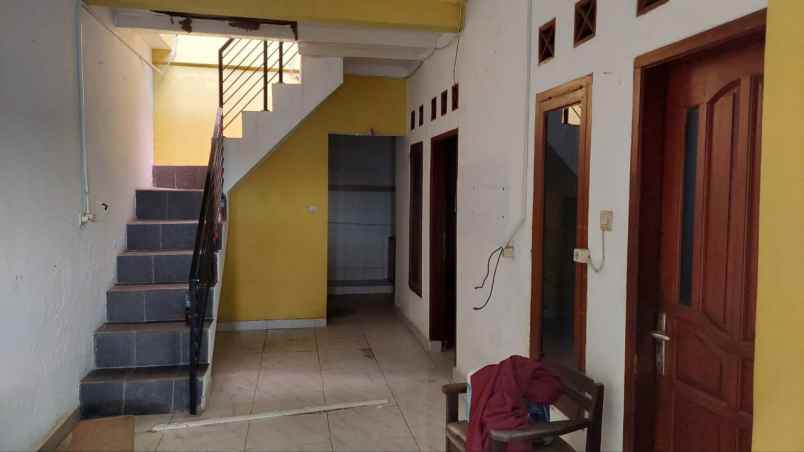 dijual rumah antapani