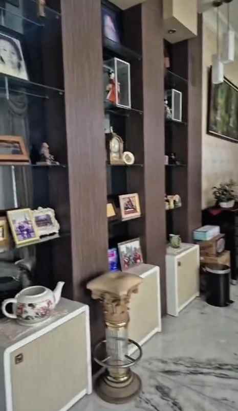 dijual rumah araya 1 galaxy bumi permai