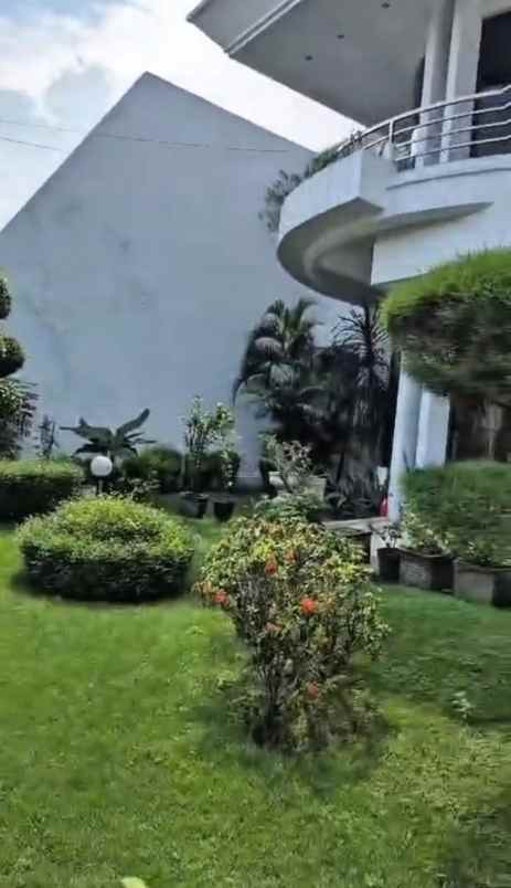 dijual rumah araya 1 galaxy bumi permai