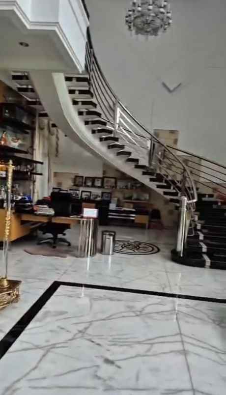 dijual rumah araya 1 galaxy bumi permai
