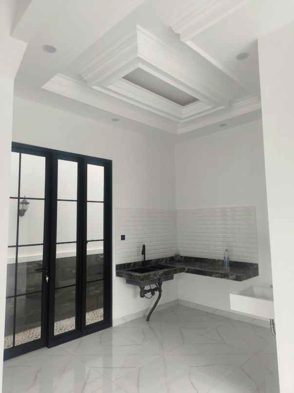 dijual rumah araya galaxy bumi permai