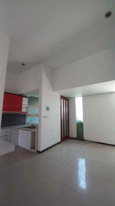 dijual rumah area borobudur dekat waing malang